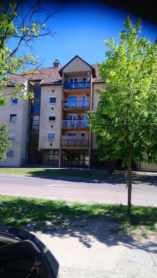 Sziget Apartman Eger Kültér fotó